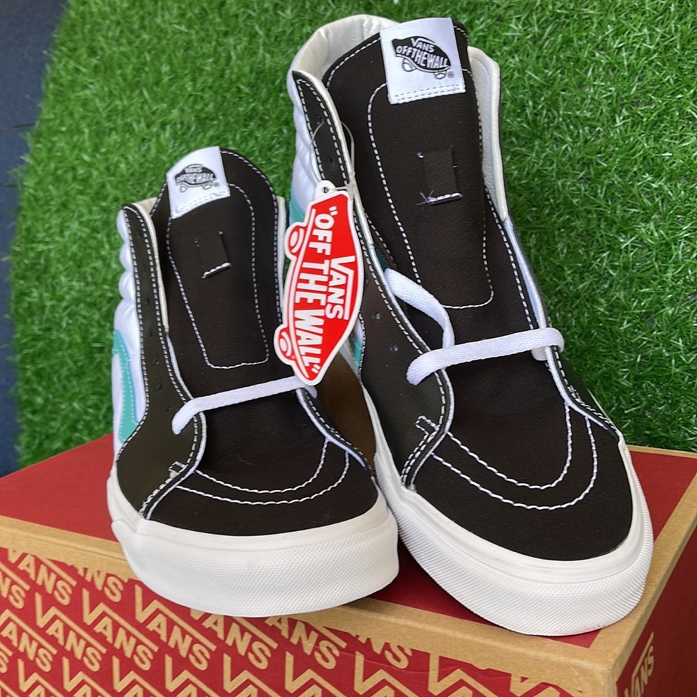 Vans Sk8-Hi Classic Sport Black/True White Leather Womens sneakers - Picture 9 of 16